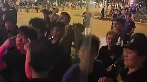 科比曾启示我调整防守库里的战术，我未采纳却遭库里大爆发，湖人遭重创